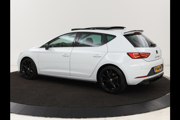 Seat Leon 2.0 TDI FR | Panoramadak | Virtual Cockpit | Maxton | Stoelverwarming | Adaptive cruise | Camera | Carplay | Sfeerverlichting | Full LED