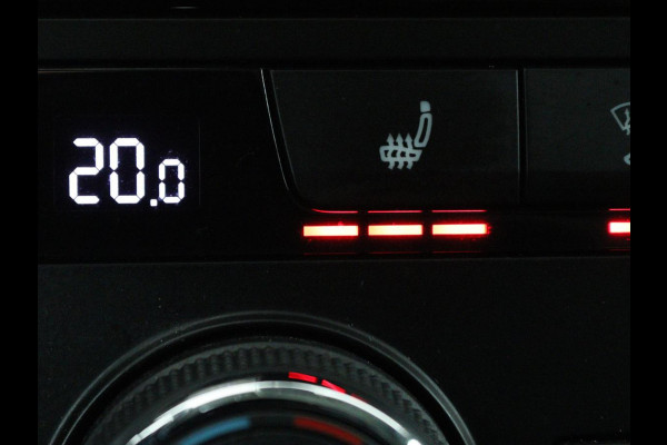Seat Leon 2.0 TDI FR | Panoramadak | Virtual Cockpit | Maxton | Stoelverwarming | Adaptive cruise | Camera | Carplay | Sfeerverlichting | Full LED