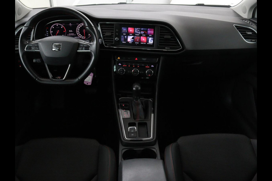 Seat Leon 2.0 TDI FR | Panoramadak | Virtual Cockpit | Maxton | Stoelverwarming | Adaptive cruise | Camera | Carplay | Sfeerverlichting | Full LED