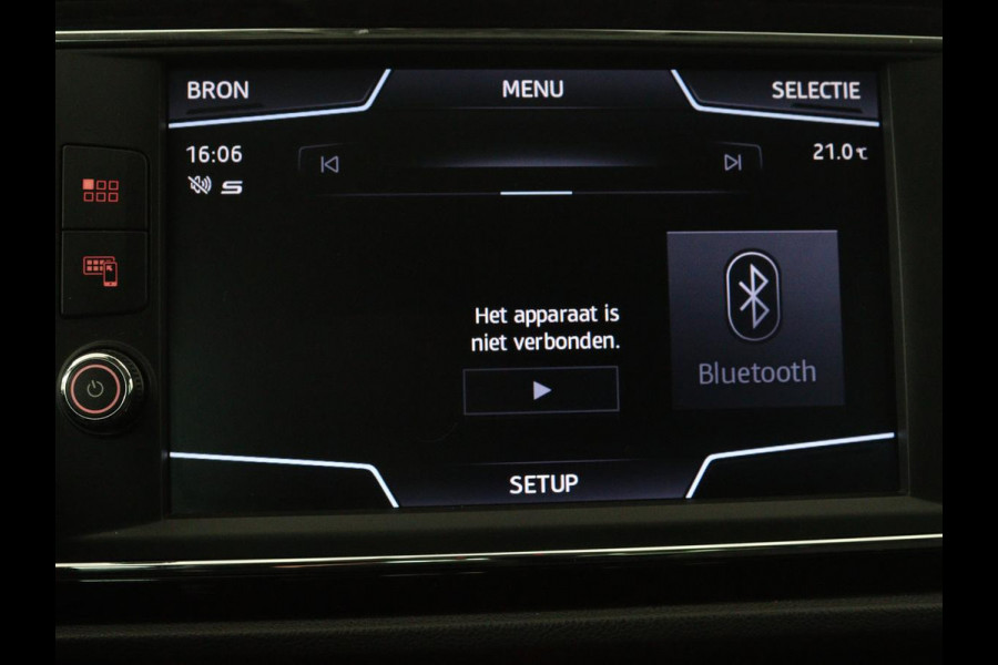 Seat Leon 2.0 TDI FR | Panoramadak | Virtual Cockpit | Maxton | Stoelverwarming | Adaptive cruise | Camera | Carplay | Sfeerverlichting | Full LED