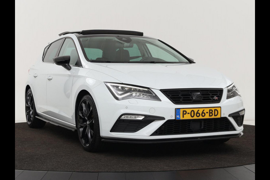 Seat Leon 2.0 TDI FR | Panoramadak | Virtual Cockpit | Maxton | Stoelverwarming | Adaptive cruise | Camera | Carplay | Sfeerverlichting | Full LED