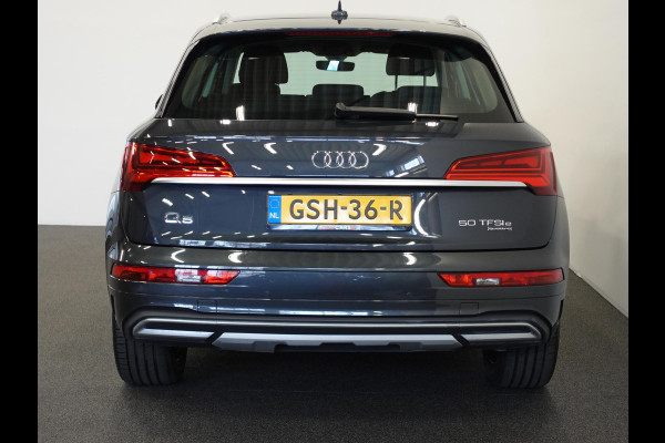 Audi Q5 50 TFSIe PHEV Pro Line Audi Q5 50 TFSI e Pro Line | Navigatie | Apple Carplay/Android Auto | Adaptive Cruise Control | Parkeersensoren | Camera | Elektrische achterklep | LED | Stoelverwarming