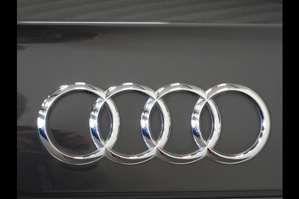 Audi Q5 50 TFSIe PHEV Pro Line Audi Q5 50 TFSI e Pro Line | Navigatie | Apple Carplay/Android Auto | Adaptive Cruise Control | Parkeersensoren | Camera | Elektrische achterklep | LED | Stoelverwarming