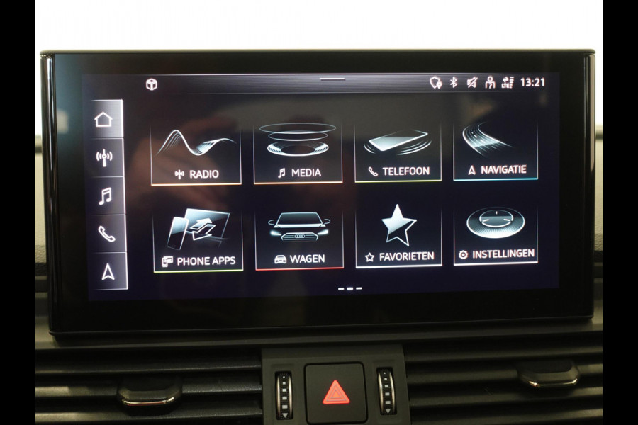 Audi Q5 50 TFSIe PHEV Pro Line Audi Q5 50 TFSI e Pro Line | Navigatie | Apple Carplay/Android Auto | Adaptive Cruise Control | Parkeersensoren | Camera | Elektrische achterklep | LED | Stoelverwarming