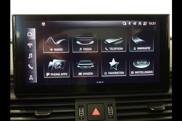 Audi Q5 50 TFSIe PHEV Pro Line Audi Q5 50 TFSI e Pro Line | Navigatie | Apple Carplay/Android Auto | Adaptive Cruise Control | Parkeersensoren | Camera | Elektrische achterklep | LED | Stoelverwarming