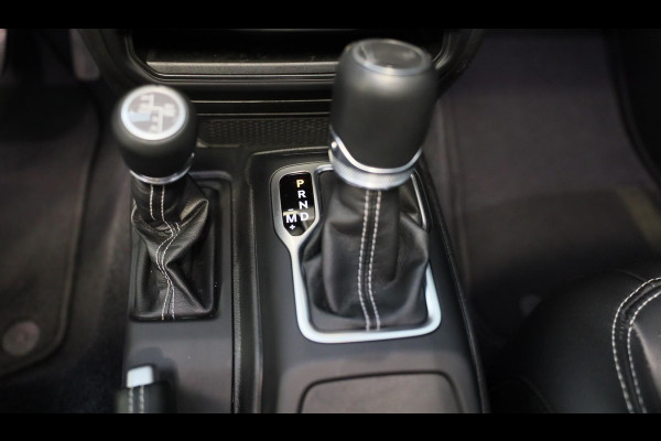 Jeep Wrangler UNLIMITED 4xe 380 Sahara / Sky-One Touch / 360 Camera / Leder / Navi / Ecc / Elek Pakket / Led / Pdc / 18 Inch