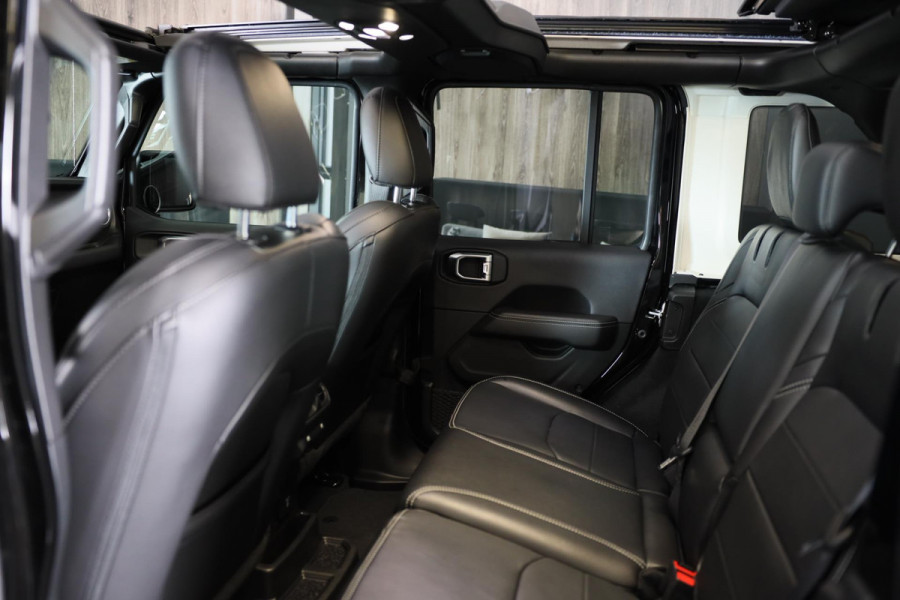 Jeep Wrangler UNLIMITED 4xe 380 Sahara / Sky-One Touch / 360 Camera / Leder / Navi / Ecc / Elek Pakket / Led / Pdc / 18 Inch