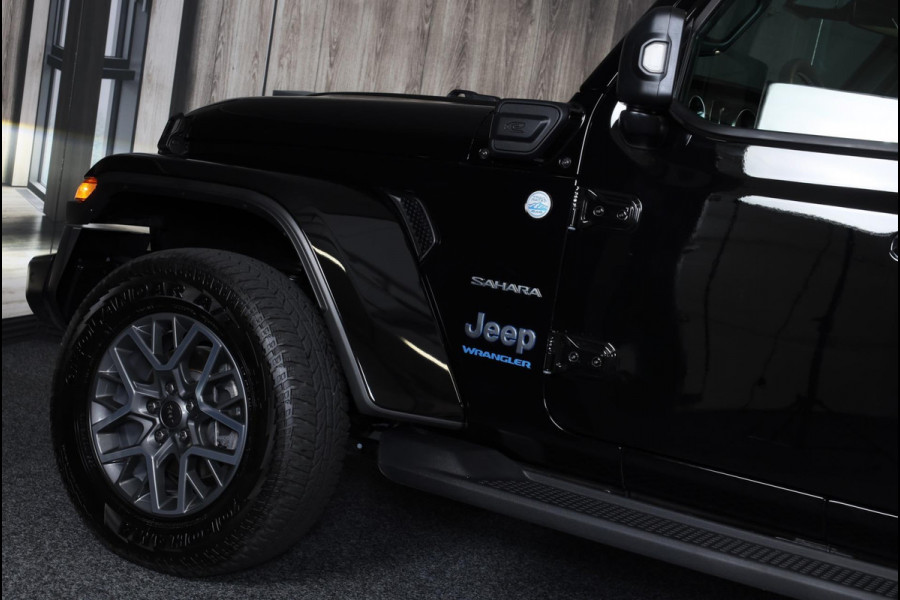 Jeep Wrangler UNLIMITED 4xe 380 Sahara / Sky-One Touch / 360 Camera / Leder / Navi / Ecc / Elek Pakket / Led / Pdc / 18 Inch