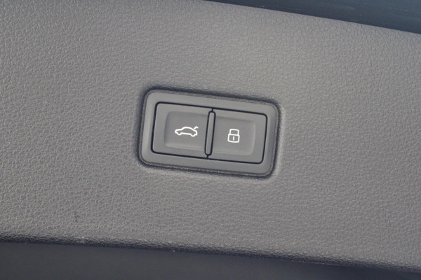 Audi Q5 Sportback 55 TFSI e S edition | Pano | CAM | B&O | ACC | Lane | Luchtvering