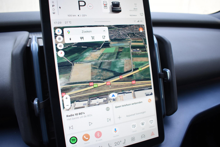 Volvo EX30 Twin Motor Performance Ultra 69 kWh / 428PK / 360 graden camera / Pilot assist / Park assist / Panoramadak / Voorstoelen en stuurwiel verwarmd / Elektrisch verstelbare stoelen