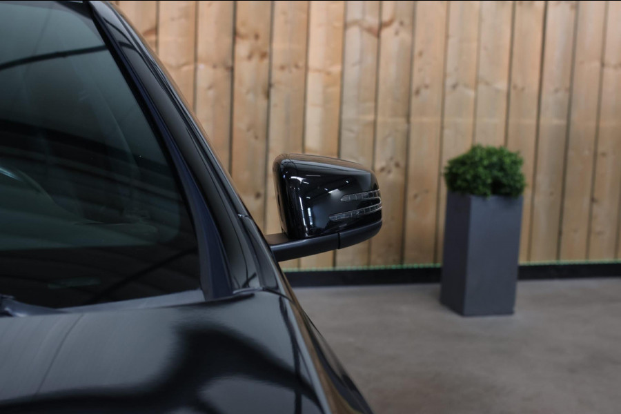Mercedes-Benz CLA-Klasse Shooting Brake 200 AMG *Pano*Camera*Stoelverwarming*Apple Carplay*