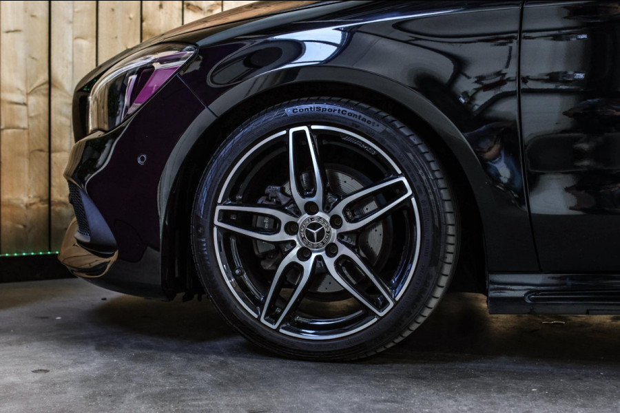 Mercedes-Benz CLA-Klasse Shooting Brake 200 AMG *Pano*Camera*Stoelverwarming*Apple Carplay*