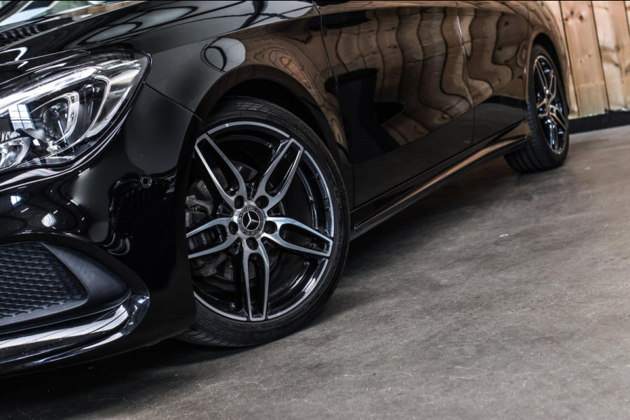 Mercedes-Benz CLA-Klasse Shooting Brake 200 AMG *Pano*Camera*Stoelverwarming*Apple Carplay*