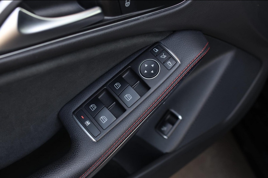 Mercedes-Benz CLA-Klasse Shooting Brake 200 AMG *Pano*Camera*Stoelverwarming*Apple Carplay*