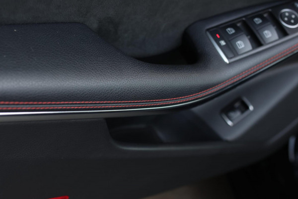 Mercedes-Benz CLA-Klasse Shooting Brake 200 AMG *Pano*Camera*Stoelverwarming*Apple Carplay*