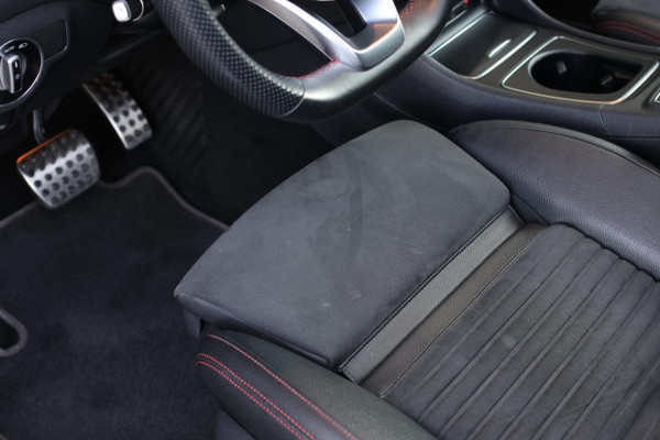 Mercedes-Benz CLA-Klasse Shooting Brake 200 AMG *Pano*Camera*Stoelverwarming*Apple Carplay*