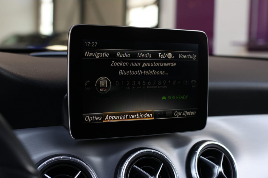 Mercedes-Benz CLA-Klasse Shooting Brake 200 AMG *Pano*Camera*Stoelverwarming*Apple Carplay*