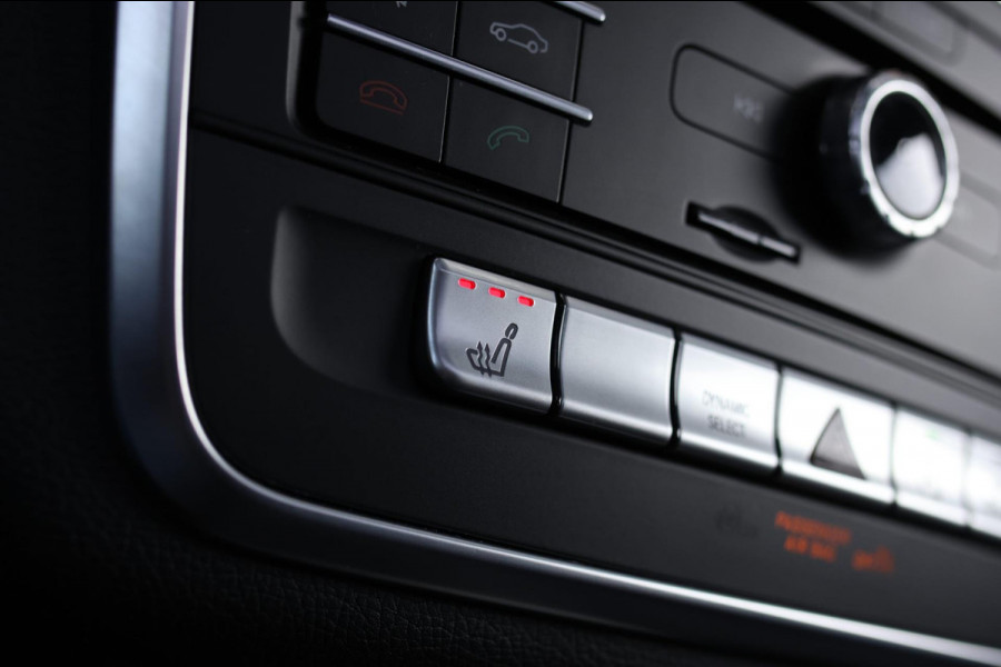 Mercedes-Benz CLA-Klasse Shooting Brake 200 AMG *Pano*Camera*Stoelverwarming*Apple Carplay*