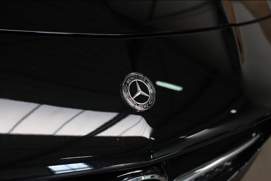 Mercedes-Benz CLA-Klasse Shooting Brake 200 AMG *Pano*Camera*Stoelverwarming*Apple Carplay*