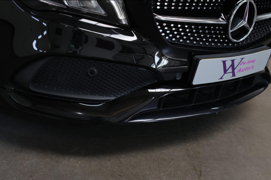 Mercedes-Benz CLA-Klasse Shooting Brake 200 AMG *Pano*Camera*Stoelverwarming*Apple Carplay*