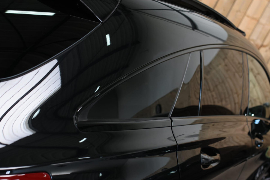 Mercedes-Benz CLA-Klasse Shooting Brake 200 AMG *Pano*Camera*Stoelverwarming*Apple Carplay*
