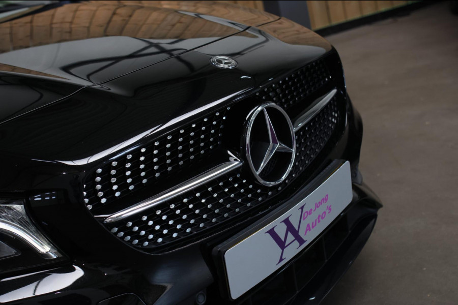 Mercedes-Benz CLA-Klasse Shooting Brake 200 AMG *Pano*Camera*Stoelverwarming*Apple Carplay*