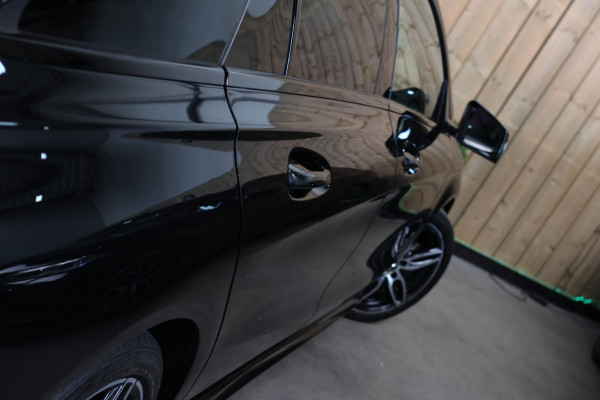 Mercedes-Benz CLA-Klasse Shooting Brake 200 AMG *Pano*Camera*Stoelverwarming*Apple Carplay*