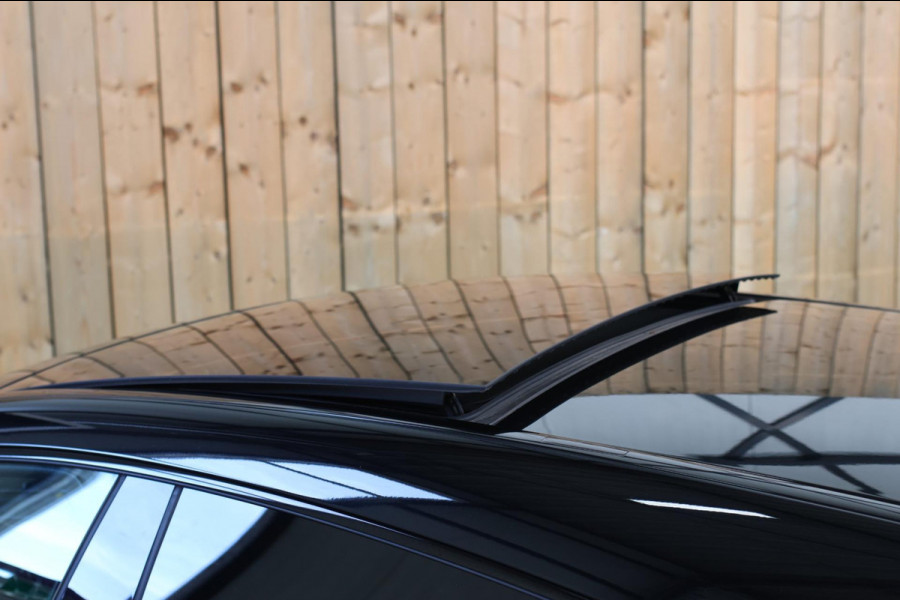 Mercedes-Benz CLA-Klasse Shooting Brake 200 AMG *Pano*Camera*Stoelverwarming*Apple Carplay*