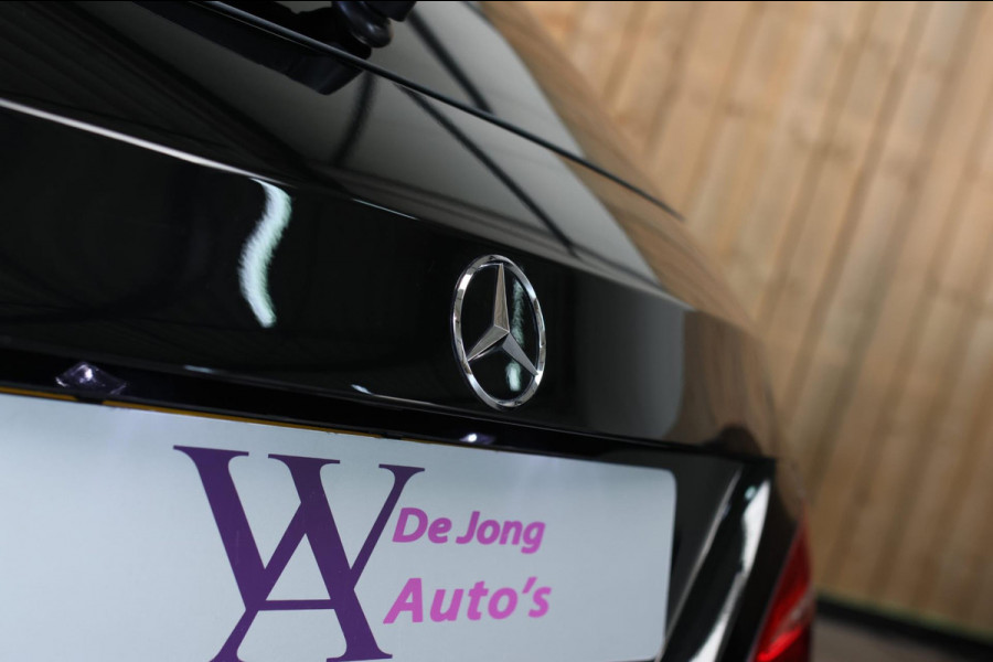 Mercedes-Benz CLA-Klasse Shooting Brake 200 AMG *Pano*Camera*Stoelverwarming*Apple Carplay*