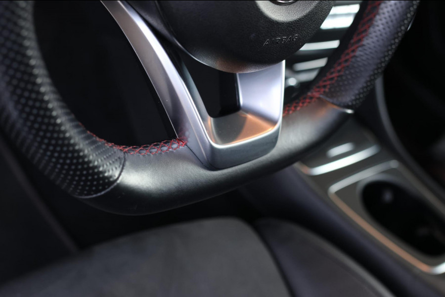 Mercedes-Benz CLA-Klasse Shooting Brake 200 AMG *Pano*Camera*Stoelverwarming*Apple Carplay*