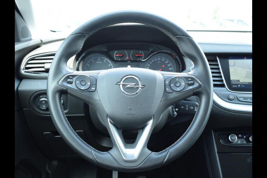 Opel Grandland X 1.2 Turbo Online Edition | NAVI & CARPLAY | E.C.C. | PARKEERSENSOREN | TREKHAAK | 62.266 KM
