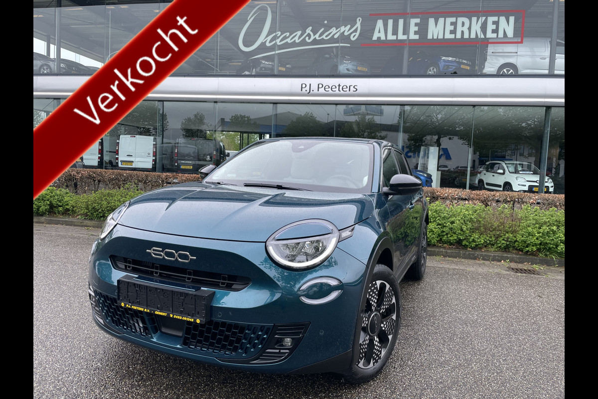 Fiat 600 1.2 Hybrid 100 La Prima // Full options Climate control -Cruise control adaptive - Park. sensoren V+A - Navi full map - A-uitrij camera - MFL-Stuurwiel - Apple carplay/Android auto - V-Stoelen Verwarmbaar met massage functie - Blue Bluetooth - audio inst. - LMV 18"ISA - Draadloze tel.lader Fiat 600 1.2 Hybrid 100 La Prima // Full options Climate control -Cruise control adaptive - Park. sensoren V+A - Navi full map - A-uitrij camera - MFL-Stuurwiel - Apple carplay/Android auto - V-Stoelen Verwarmbaar met massage functie - Blue Bluetooth - audio inst. - LMV 18"ISA - Draadloze tel.lader
