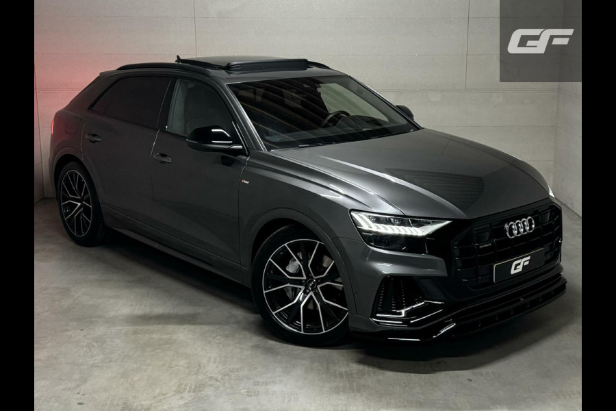Audi Q8 55 TFSI Quattro S-Line Black Edition RS-Seats Pano