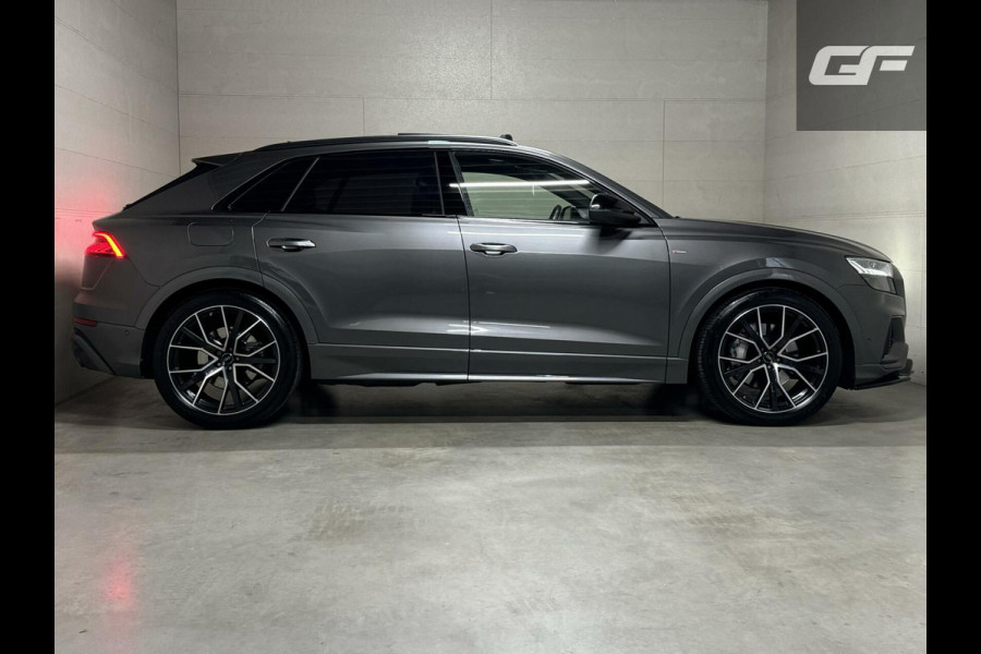 Audi Q8 55 TFSI Quattro S-Line Black Edition RS-Seats Pano