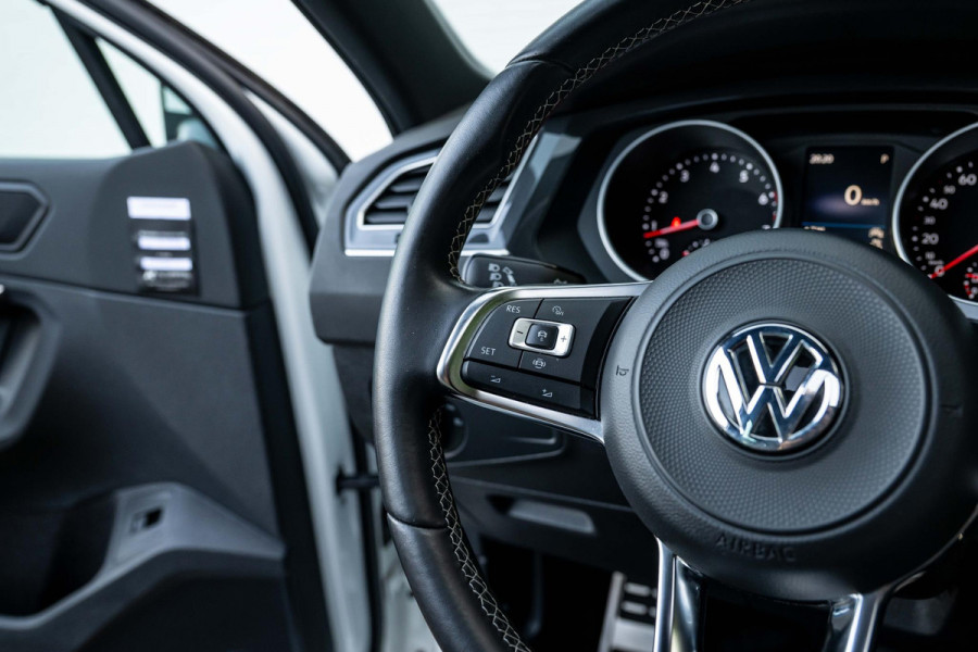 Volkswagen Tiguan 1.5 TSI ACT R-Line 150pk Panorama Trekhaak