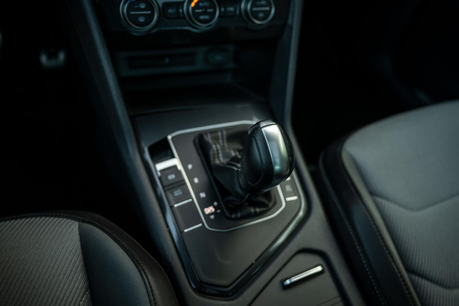 Volkswagen Tiguan 1.5 TSI ACT R-Line 150pk Panorama Trekhaak
