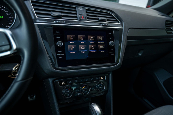 Volkswagen Tiguan 1.5 TSI ACT R-Line 150pk Panorama Trekhaak