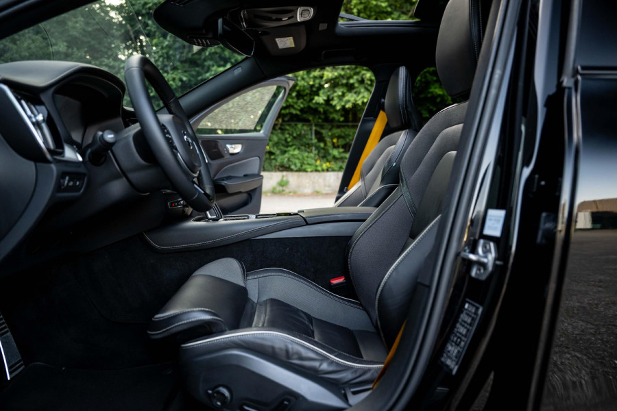 Volvo V60 2.0 T8 AWD Polestar Engineered 405pk Pano Trekhaak