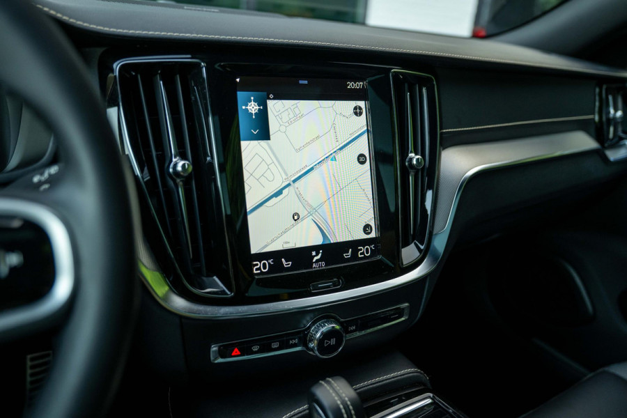 Volvo V60 2.0 T8 AWD Polestar Engineered 405pk Pano Trekhaak