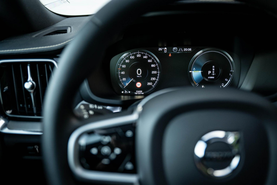 Volvo V60 2.0 T8 AWD Polestar Engineered 405pk Pano Trekhaak