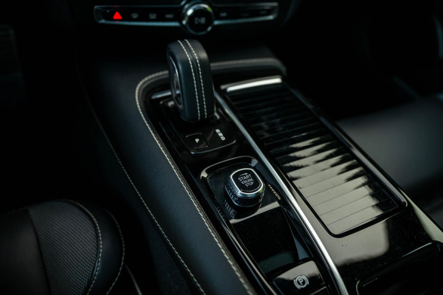 Volvo V60 2.0 T8 AWD Polestar Engineered 405pk Pano Trekhaak