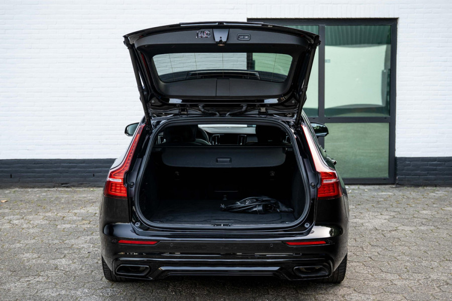 Volvo V60 2.0 T8 AWD Polestar Engineered 405pk Pano Trekhaak