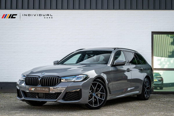 BMW 5 Serie Touring 530e xDrive M-Sport 4-wielsturing Luchtv. Massage