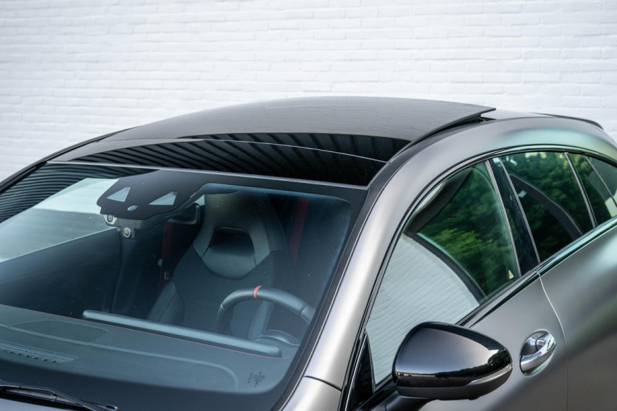 Mercedes-Benz CLA-Klasse Shooting Brake AMG 35 4MATIC Panorama Carbon AERO pack VOL!!
