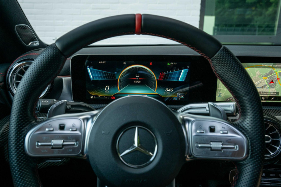 Mercedes-Benz CLA-Klasse Shooting Brake AMG 35 4MATIC Panorama Carbon AERO pack VOL!!