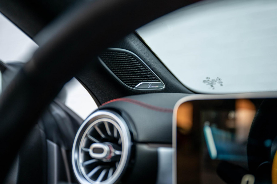 Mercedes-Benz CLA-Klasse Shooting Brake AMG 35 4MATIC Panorama Carbon AERO pack VOL!!