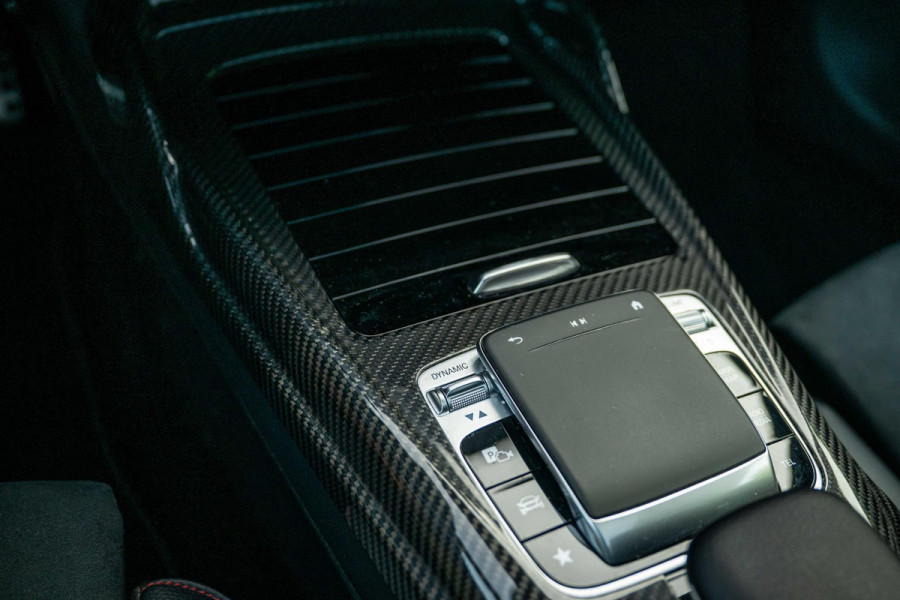 Mercedes-Benz CLA-Klasse Shooting Brake AMG 35 4MATIC Panorama Carbon AERO pack VOL!!