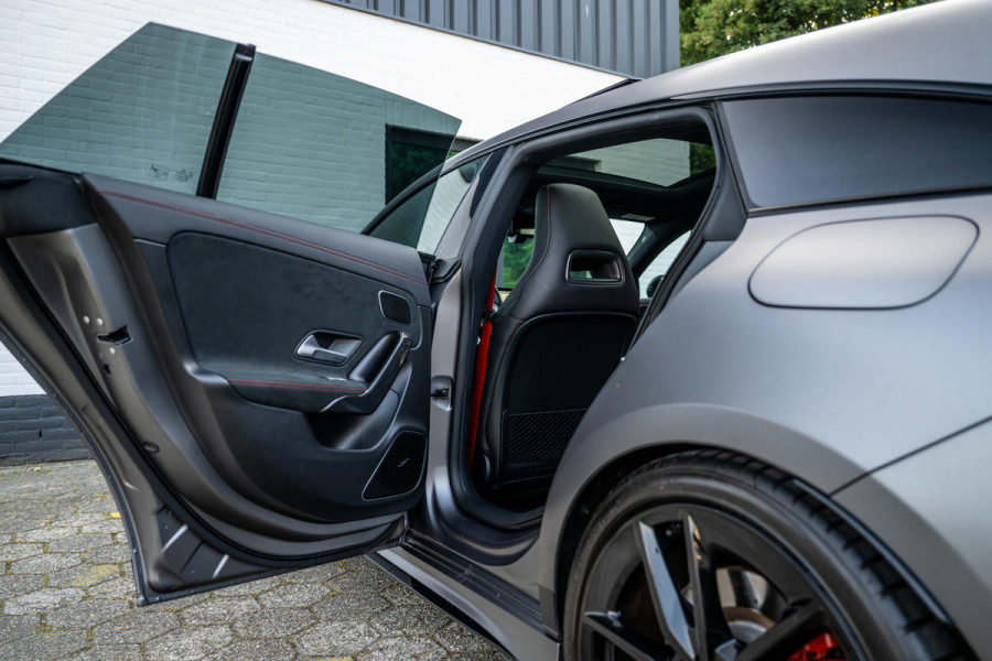 Mercedes-Benz CLA-Klasse Shooting Brake AMG 35 4MATIC Panorama Carbon AERO pack VOL!!