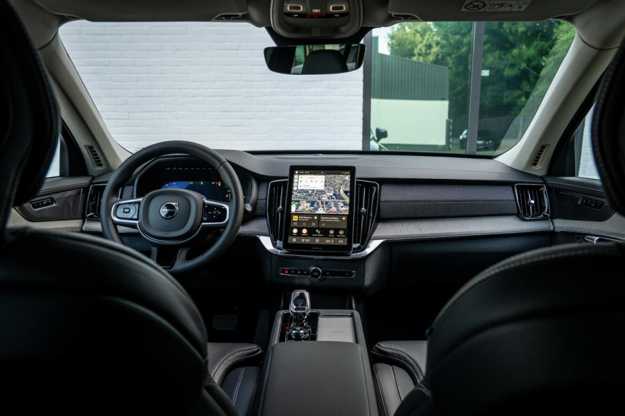 Volvo XC90 2.0 T8 Plug-in hybrid AWD Plus Dark Four-C Nappa