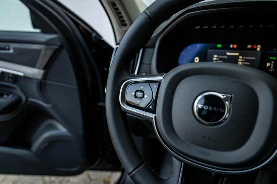Volvo XC90 2.0 T8 Plug-in hybrid AWD Plus Dark Four-C Nappa